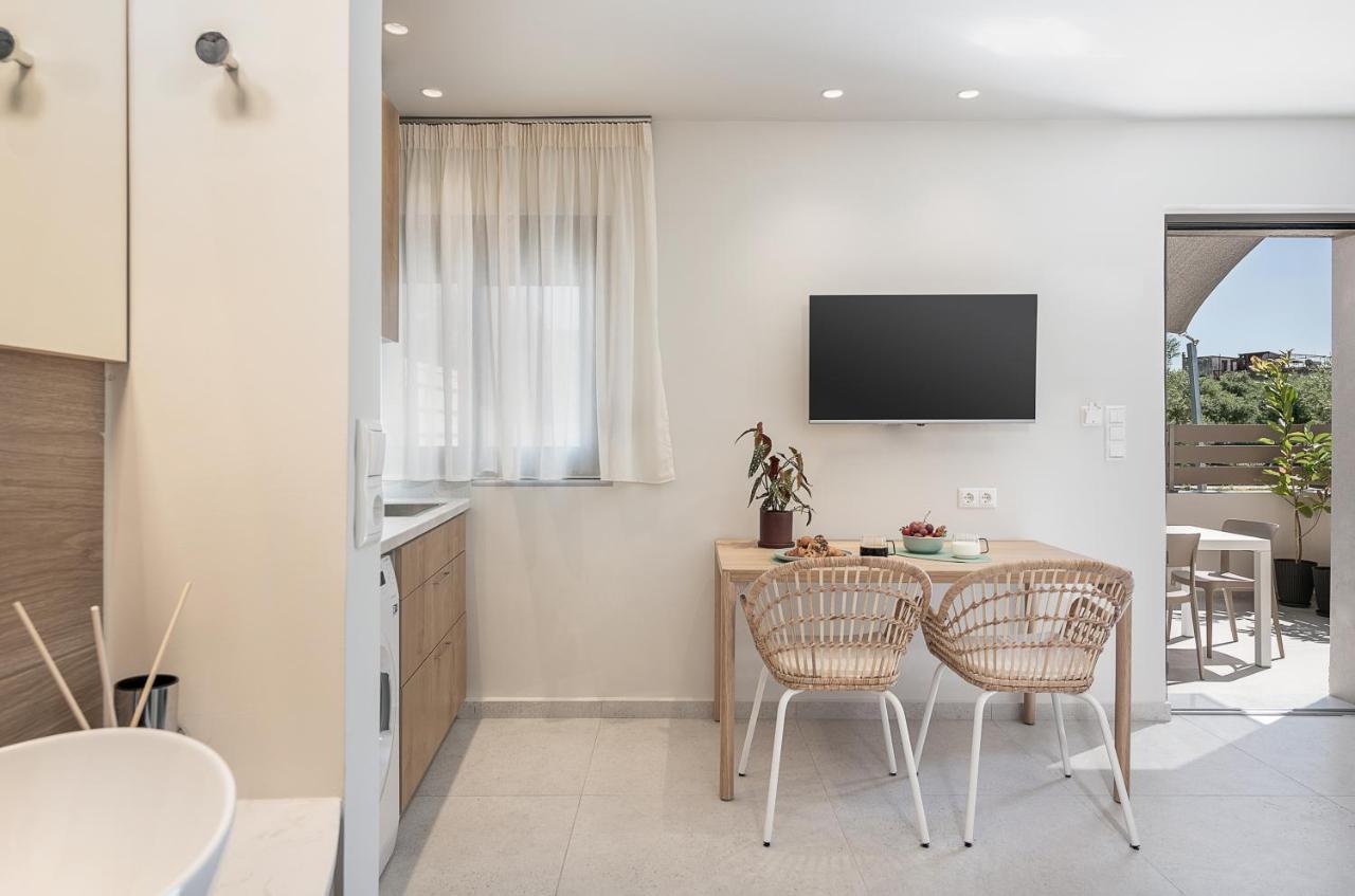 Margiani Studio Apartment Chania  Bagian luar foto