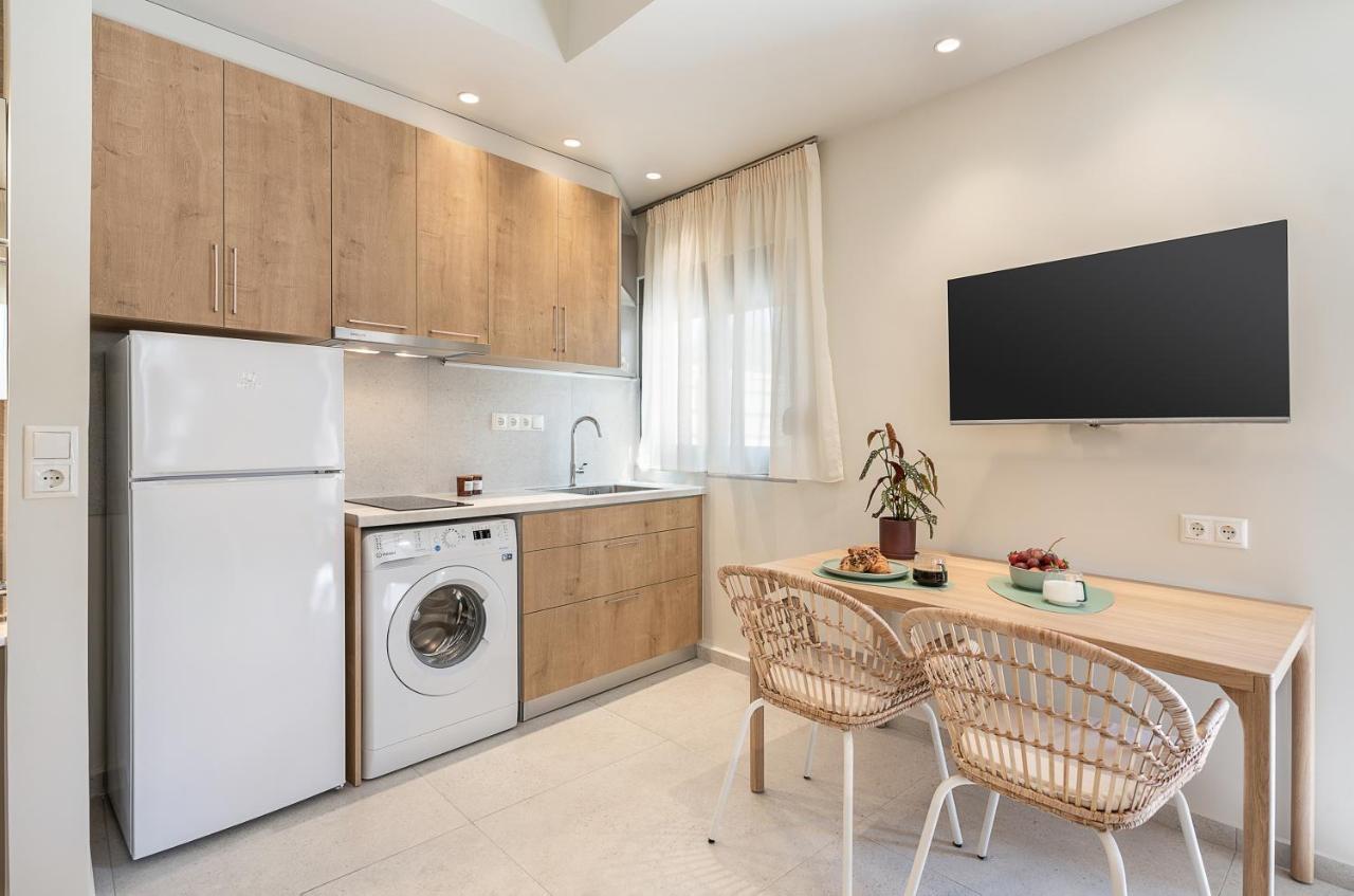 Margiani Studio Apartment Chania  Bagian luar foto